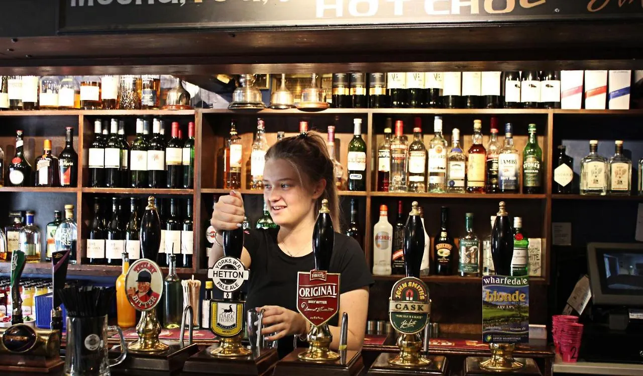호텔 The Fountaine Inn Linton